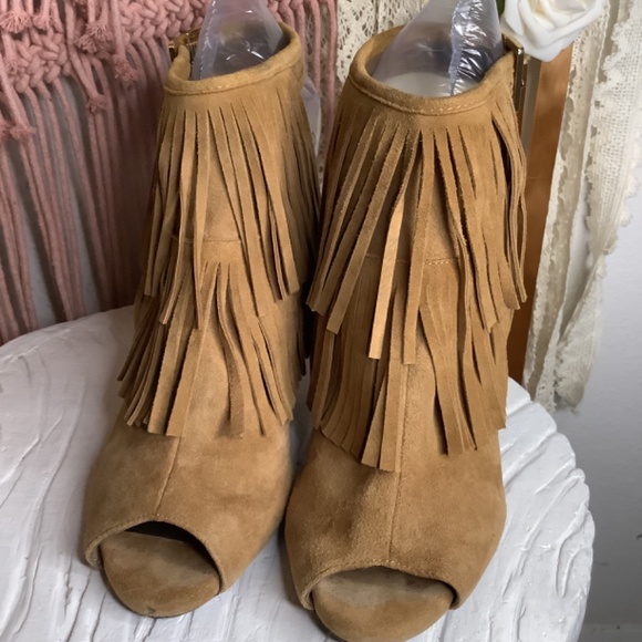 AEROSOLES HEELREST “Alamode” Tan Leather Fringe Peep Toe Heel Size 6 - Picture 5 of 11